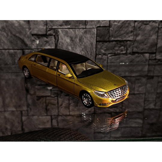 Mercedes-Maybach S650 Pullman Limusina Escala 1:32 | Metálico - Full Apertura