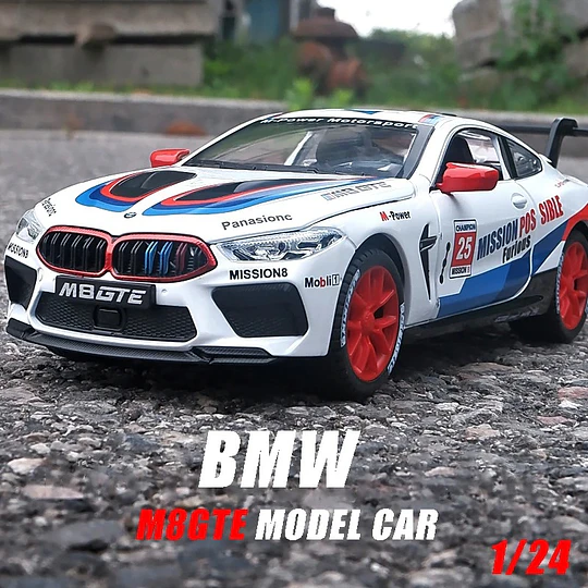 Automóvil a Escala BMW M8 GTE Racing | Escala 1:24 | Metal Die-Cast de Competición