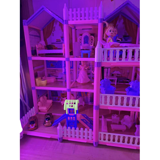 Casa De Muñecas 220 Pcs Armable C/ Accesorios Para Amoblar