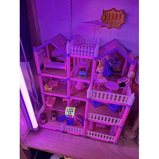 Casa De Muñecas 220 Pcs Armable C/ Accesorios Para Amoblar