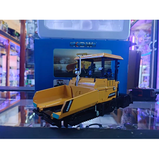 Pavimentadora Full Metal, Escala 1:50 Amarillo