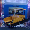 Pavimentadora Full Metal, Escala 1:50 Amarillo