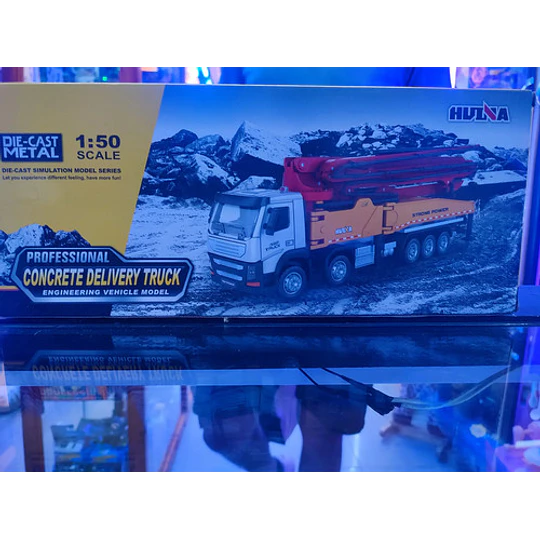 Camion Bomba De Hormigon A Escala 1:50 Huina Rojo