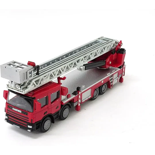 Camión de Bomberos Full Metal - ¡El Héroe en Escala para tu Colección!