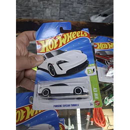 Hotwheels 2026 Porsche Taycan Turbo S