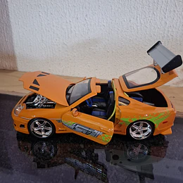 Auto a Escala Toyota Supra Brian O'Conner 1:24 - Fast & Furious Edición 25 Aniversario (Jada Toys)