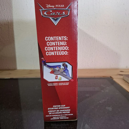 Cars de Disney y Pixar Pista de Juguete Piston Cup Mattel