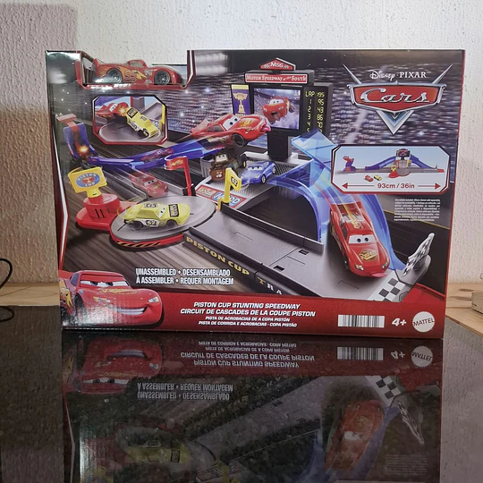 Cars de Disney y Pixar Pista de Juguete Piston Cup Mattel