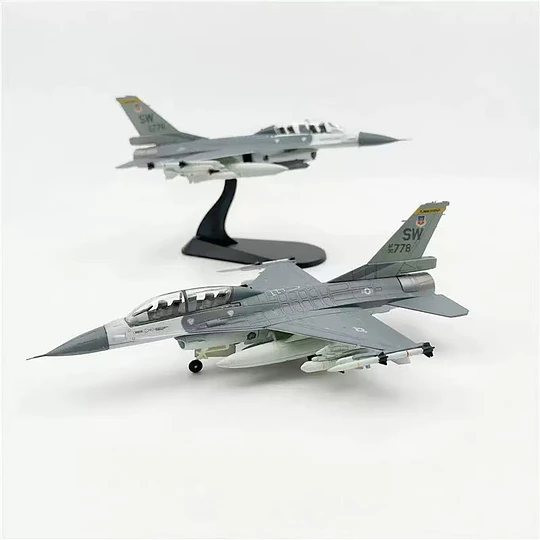 Avión F-16D Fighting Falcon Escala 1:72 Metálico con Base