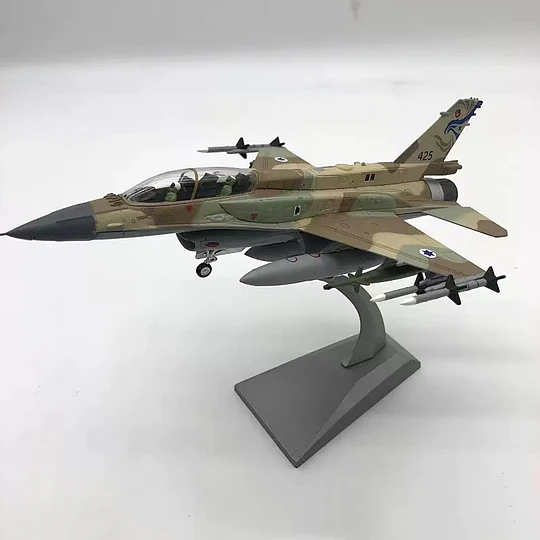 Avión F-16I Sufa Camuflaje Escala 1:72 Metálico con Base