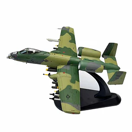 Avión A-10 Thunderbolt II Camuflaje Verde Escala 1:100 Metálico con Base
