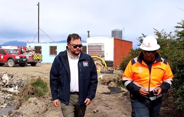 Autoridades constataron faenas de extinción del incendio en vertedero municipal de Puerto Natales