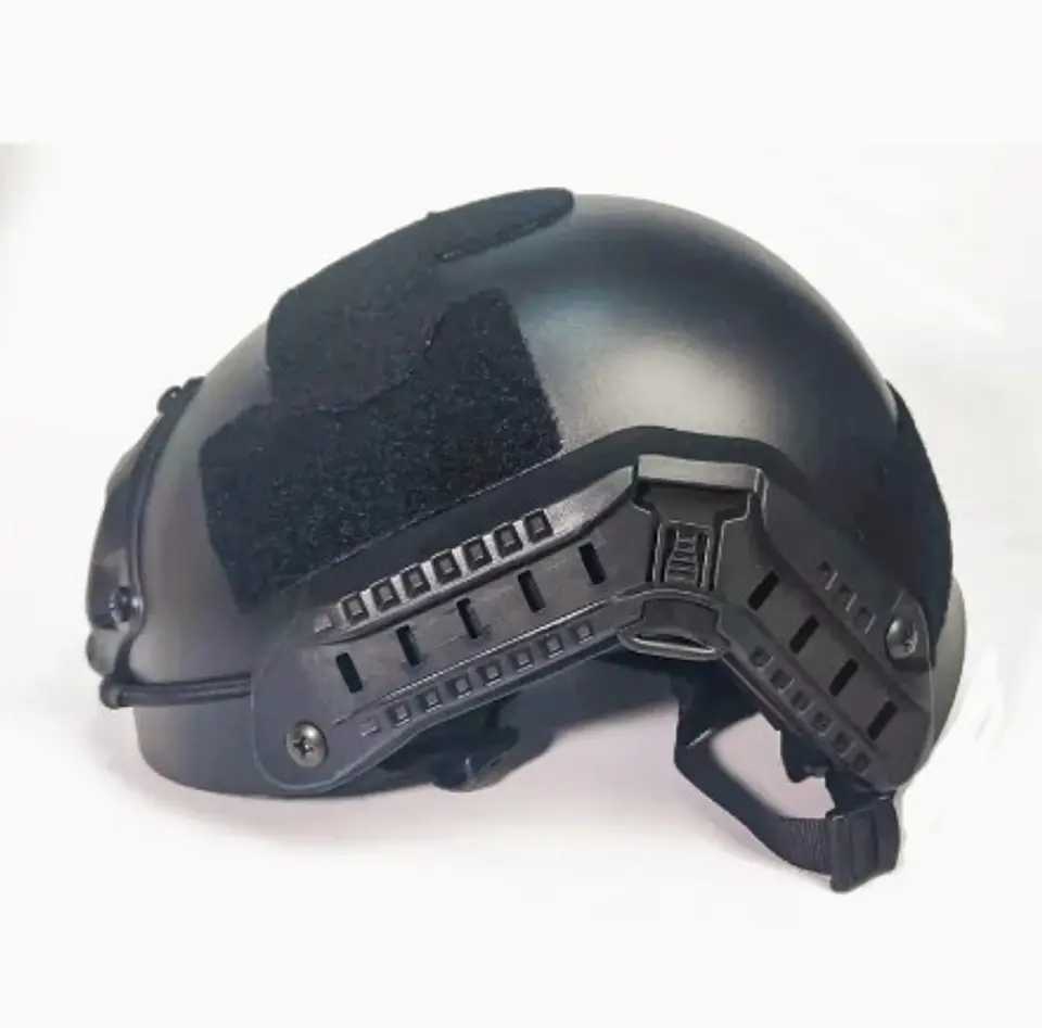 Casco Negro Airsoft Tipo Fast 2
