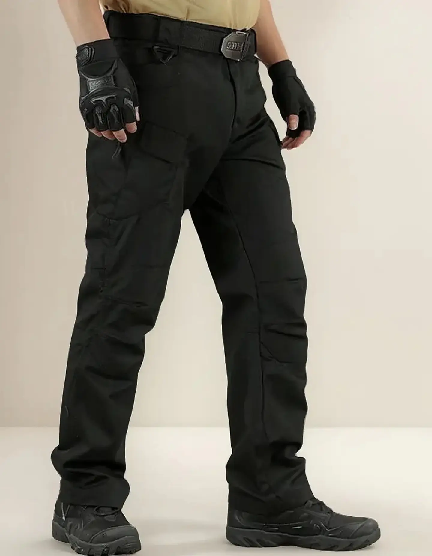 Pantalón Táctico Cargo Negro IX7 3