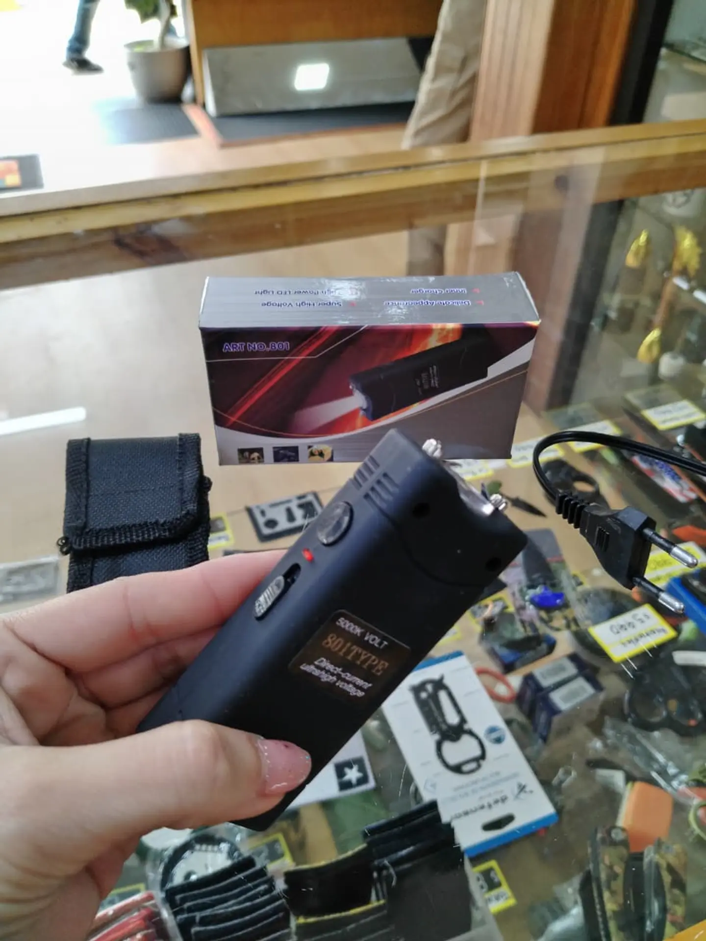 Linterna Electroshock Táctica Recargable, Linterna Taser 2