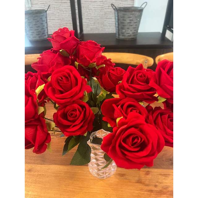 Ramo Rosas Rojas Artificiales 7 Unidades 44cm Terciopelo 9