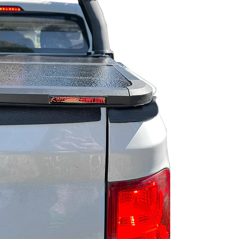 Tapa Rígida TRIFOLD Maxus T60 – Cubierta de Aluminio Impermeable y Segura
