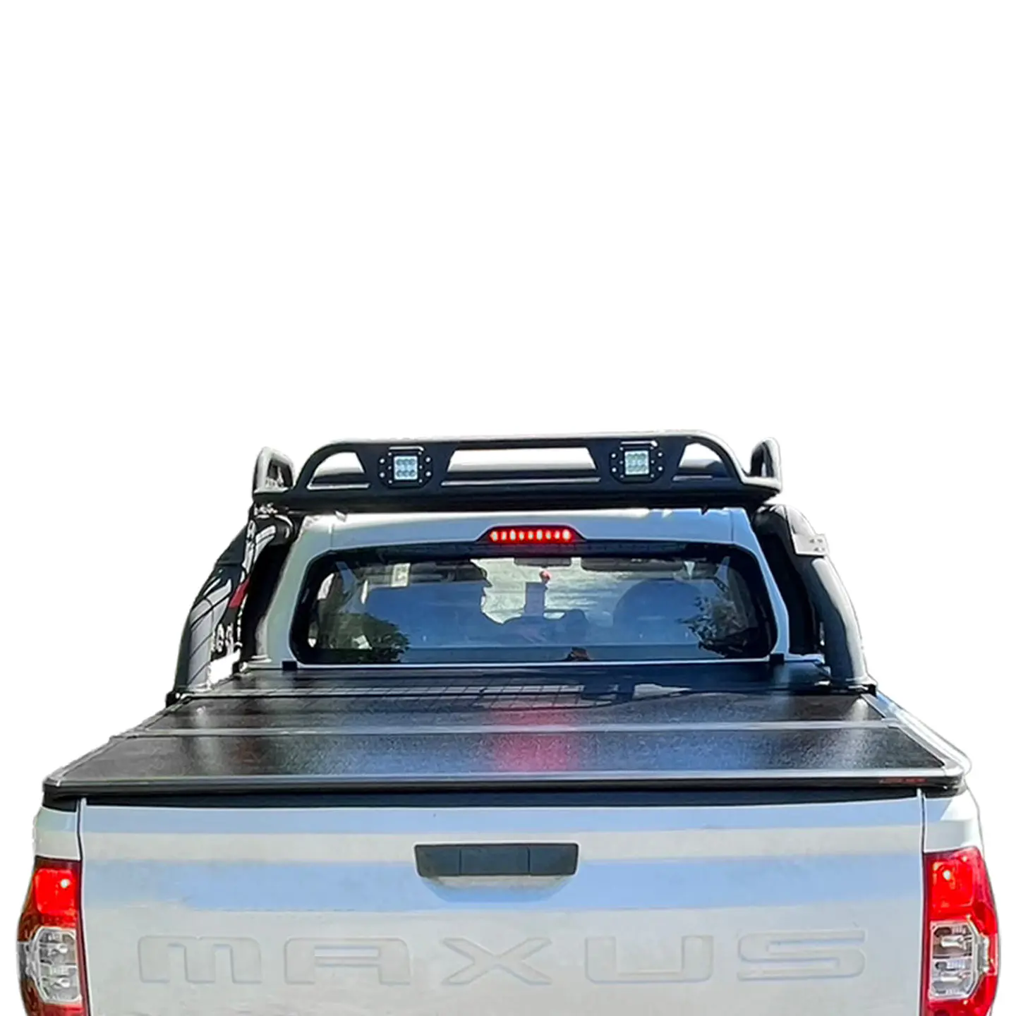 Tapa Rígida TRIFOLD Maxus T60 – Cubierta de Aluminio Impermeable y Segura 3
