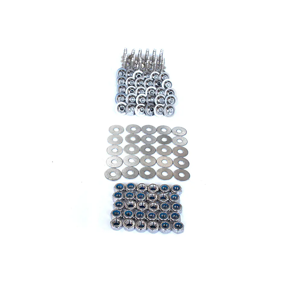 Extensiones de Tapabarro Mazda BT-50 2022 Estilo Militar | ABS Negro con Pernos Decorativos 4