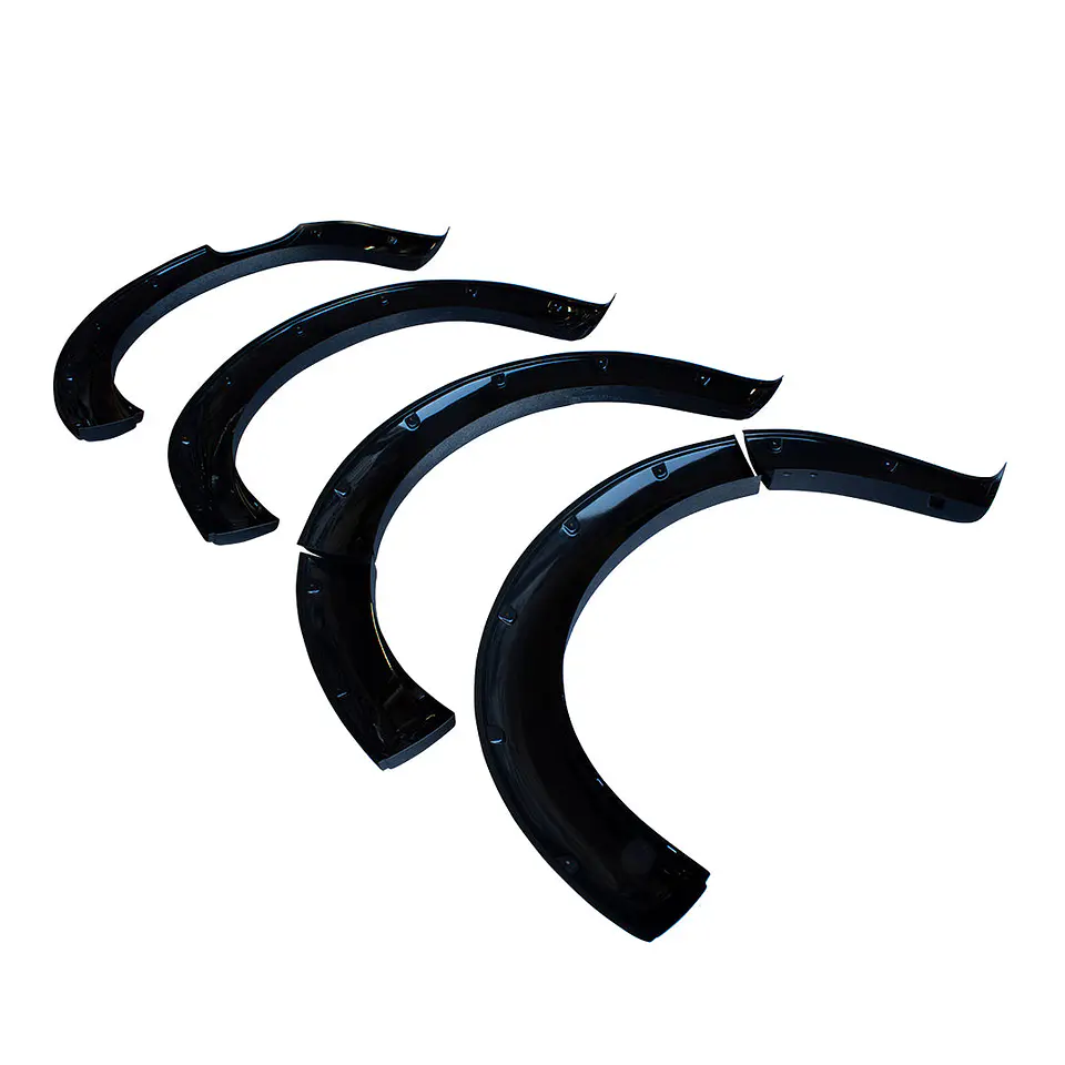 Extensiones de Tapabarro Mazda BT-50 2022 Estilo Militar | ABS Negro con Pernos Decorativos 5