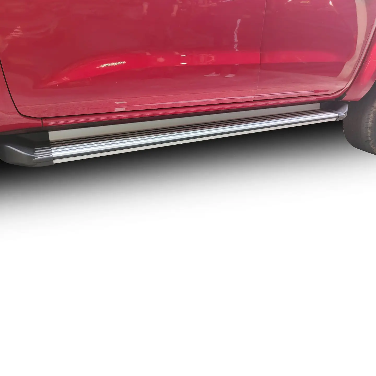 Set de Pisaderas de Aluminio | Nissan NP300 2015-2021 | Kangaroo Chile 5