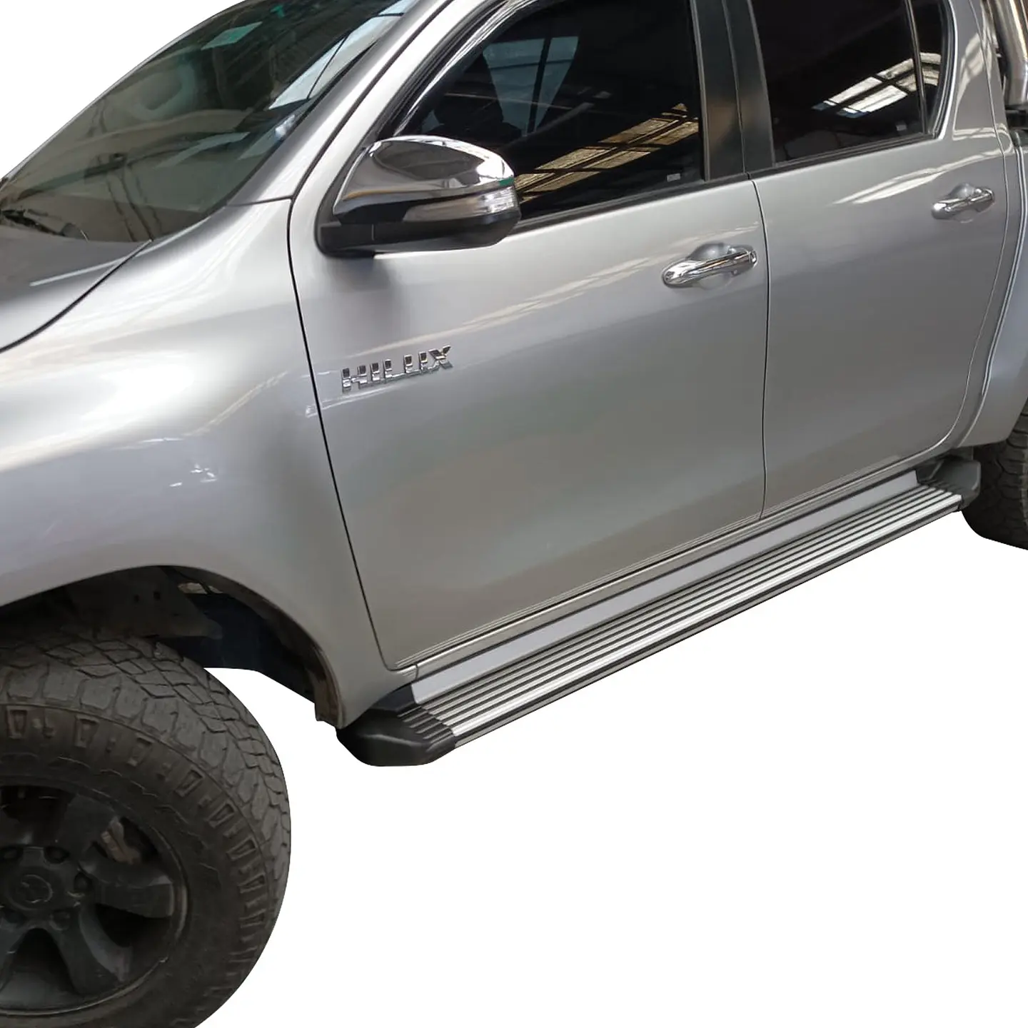 Set de Pisaderas de Aluminio | Toyota Hilux REVO 2016-2024 | Kangaroo Chile 5