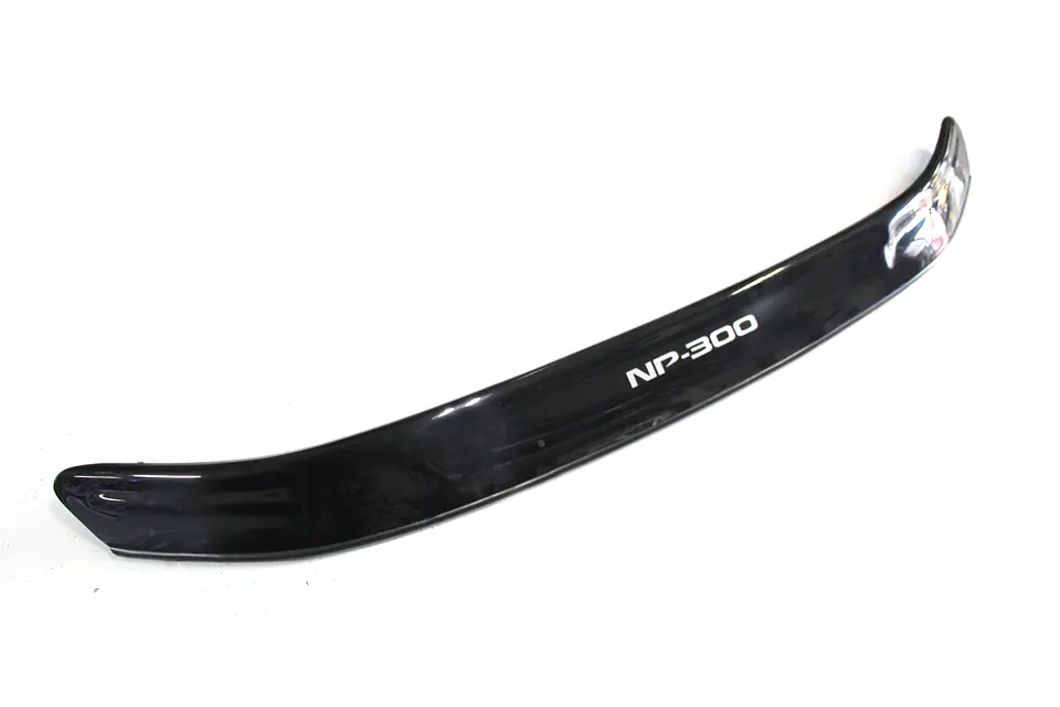 Deflector de Capot Corto | Nissan NP300 | Kangaroo Chile 3