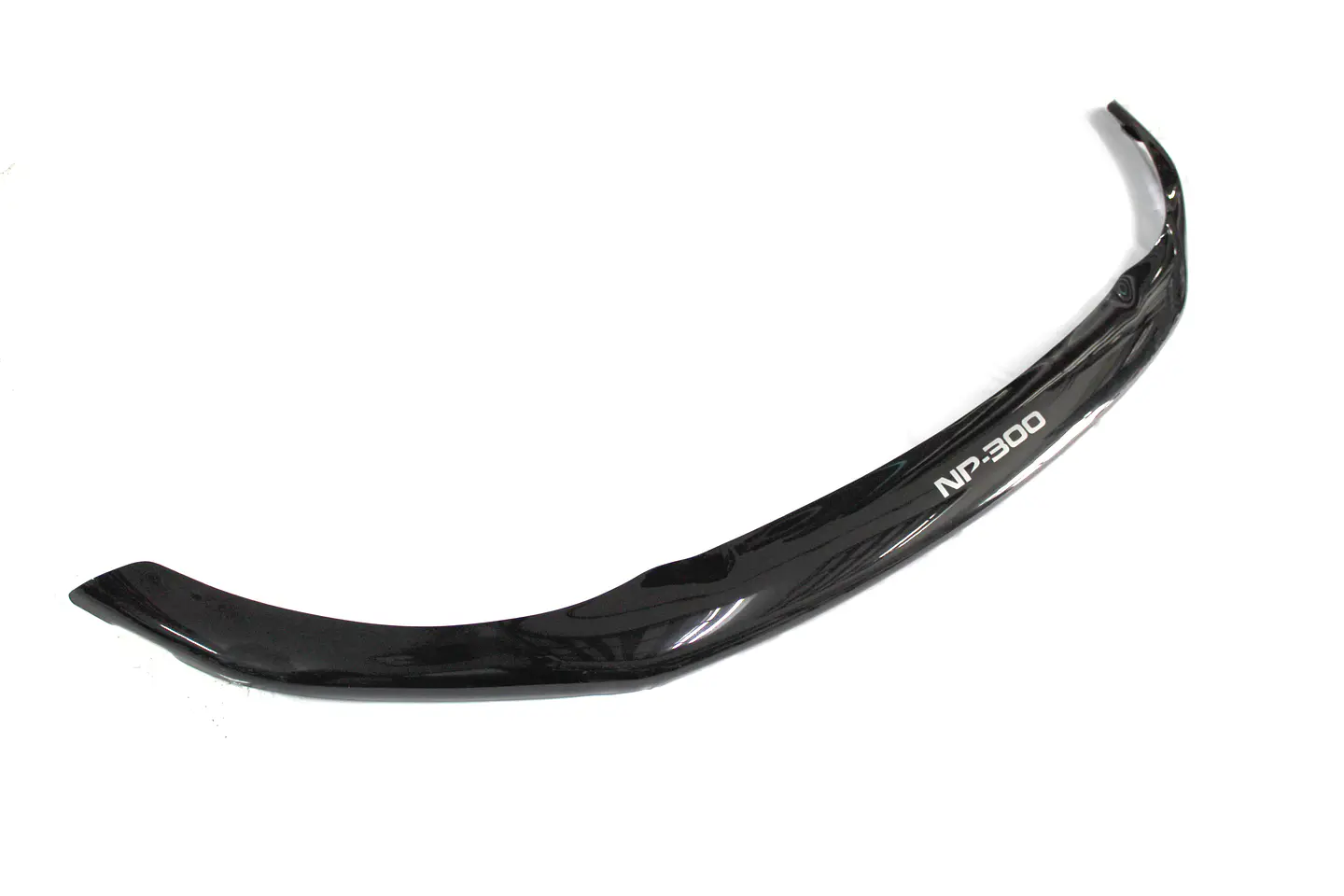 Deflector de Capot Largo | Nissan NP300 | Kangaroo Chile 4
