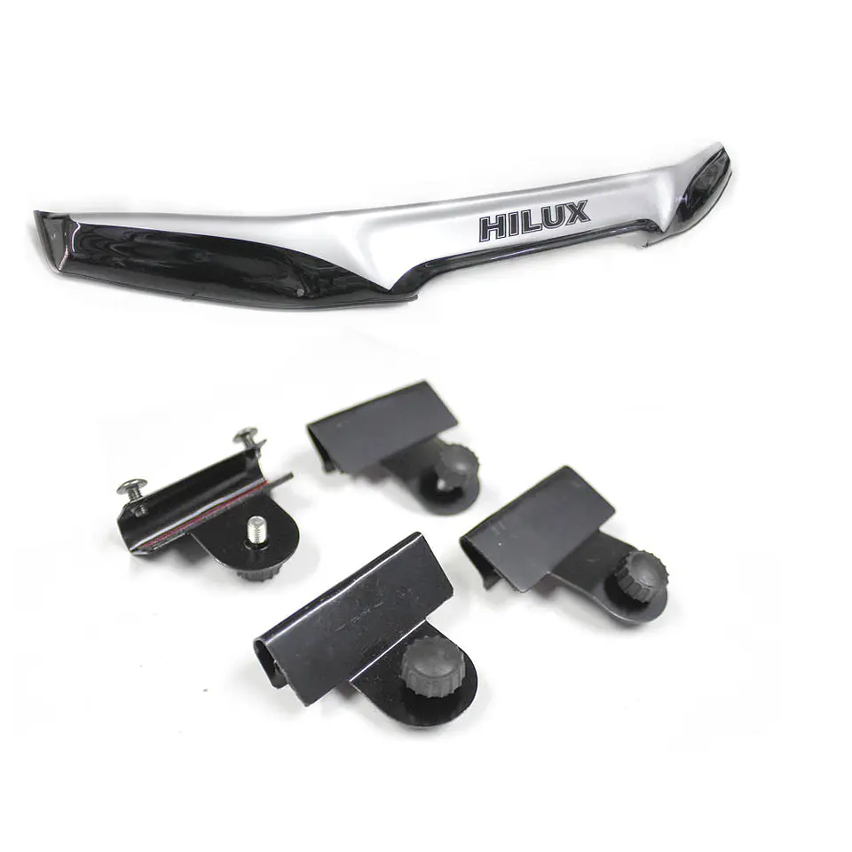 Deflector de Capot Toyota Hilux 2012-2015 ABS Negro-Plateado – Con espacio para toma de aire 3