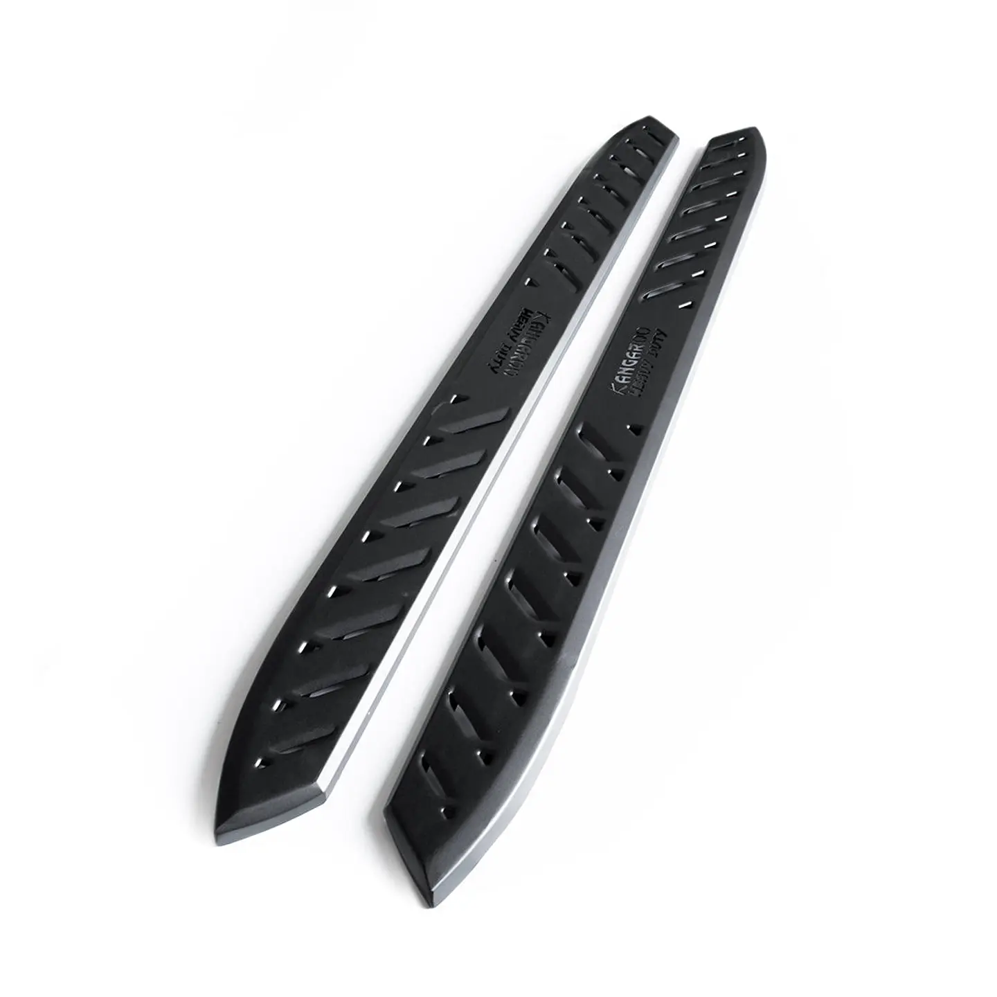 Juego de Pisaderas Mitsubishi L200 2016-2024 Shark Heavy Duty | Fierro Negro Resistente 5