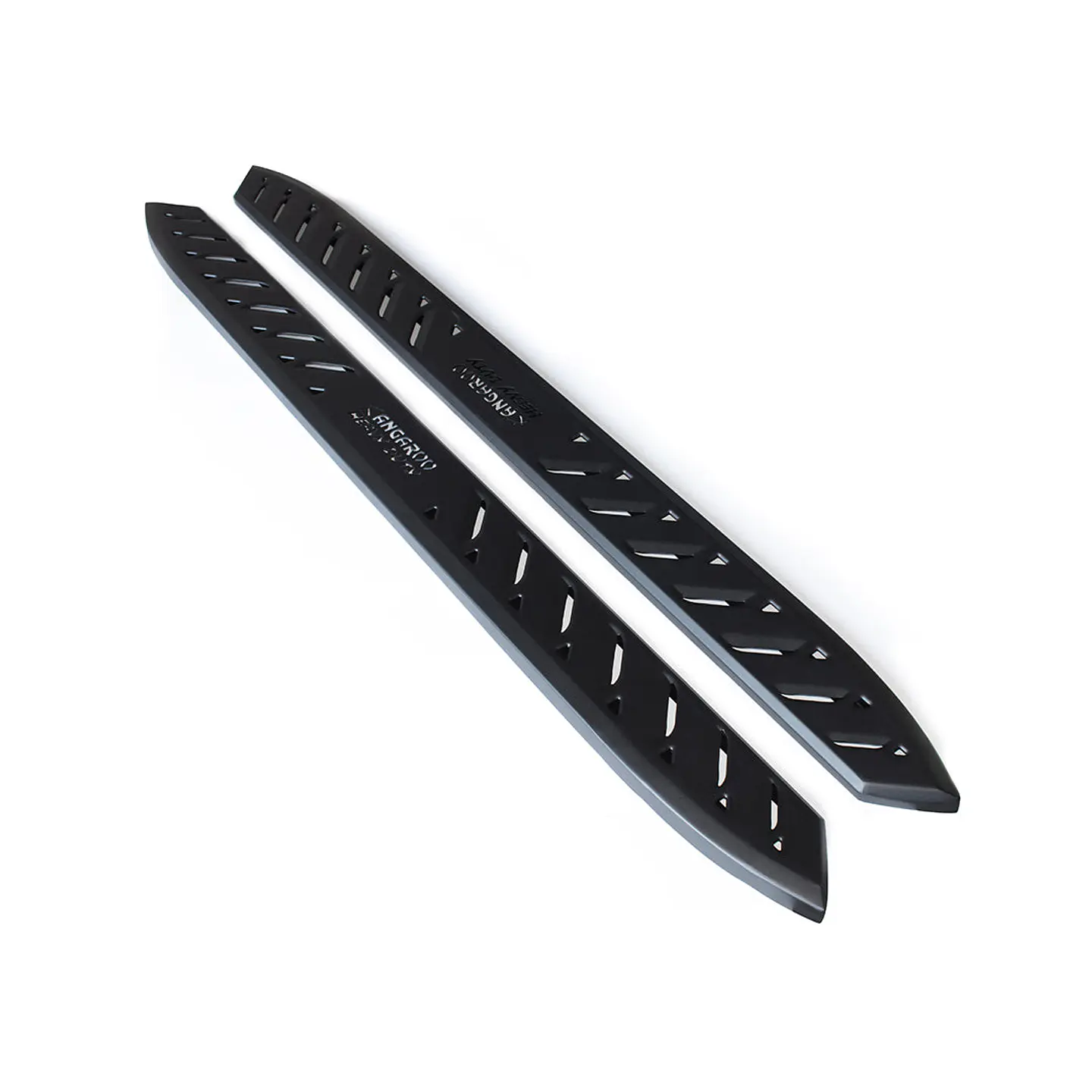 Juego de Pisaderas Mitsubishi L200 2016-2024 Shark Heavy Duty | Fierro Negro Resistente 6