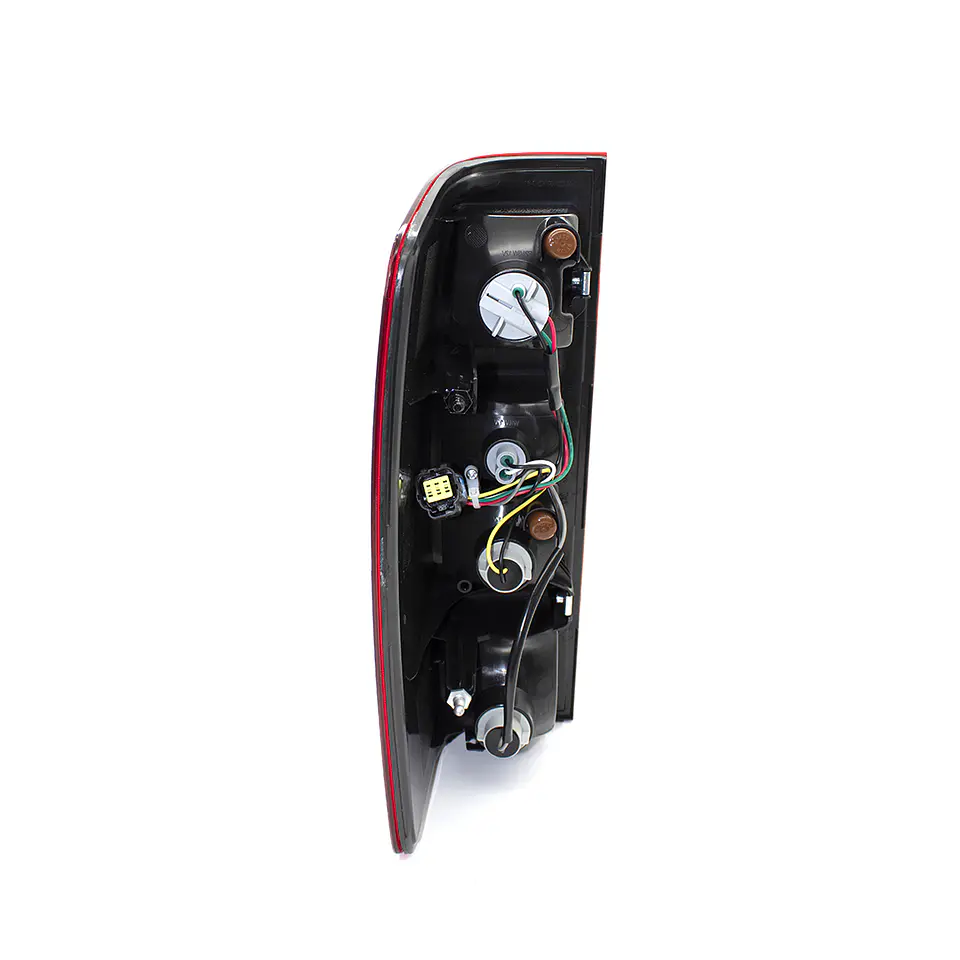 Farol Trasero Izquierdo para Wingle 7 | Policarbonato y ABS 4