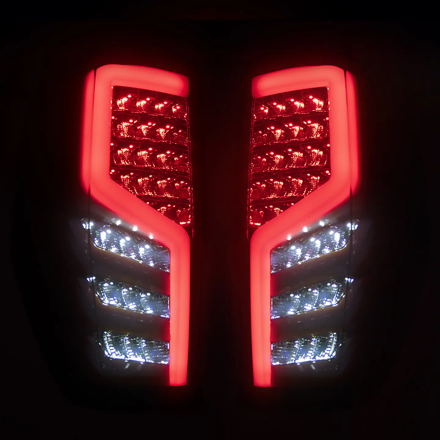 Par de Focos Traseros Ford Ranger 2013-2021 | Alta Iluminación y Encaje Perfecto 8
