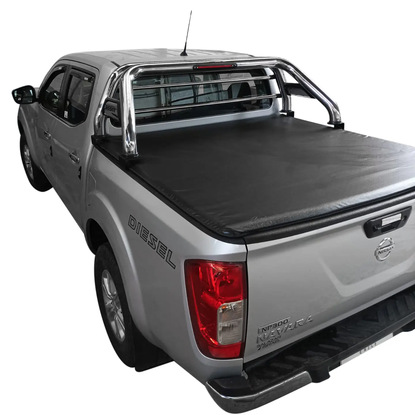 Lona Marítima Premium para Nissan Navara 2021-2024 – Protección Total para Pickup 5