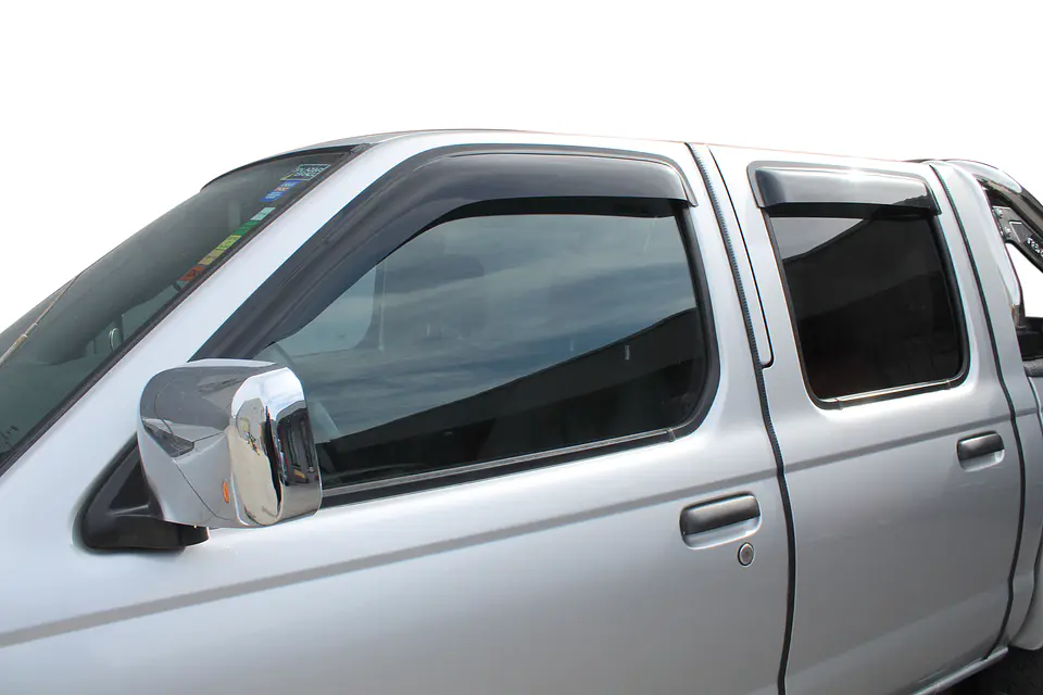 Aletas Bota Agua Nissan Terrano ABS Negro – Instalación fácil con cinta 3M 3