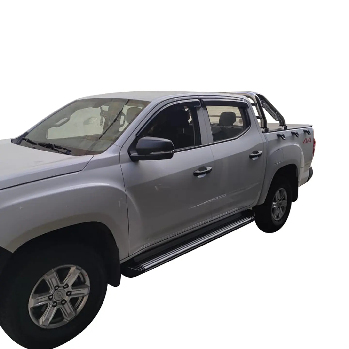 Set de Pisaderas de Aluminio | Mitsubishi L200 2024+ | Kangaroo Chile 3