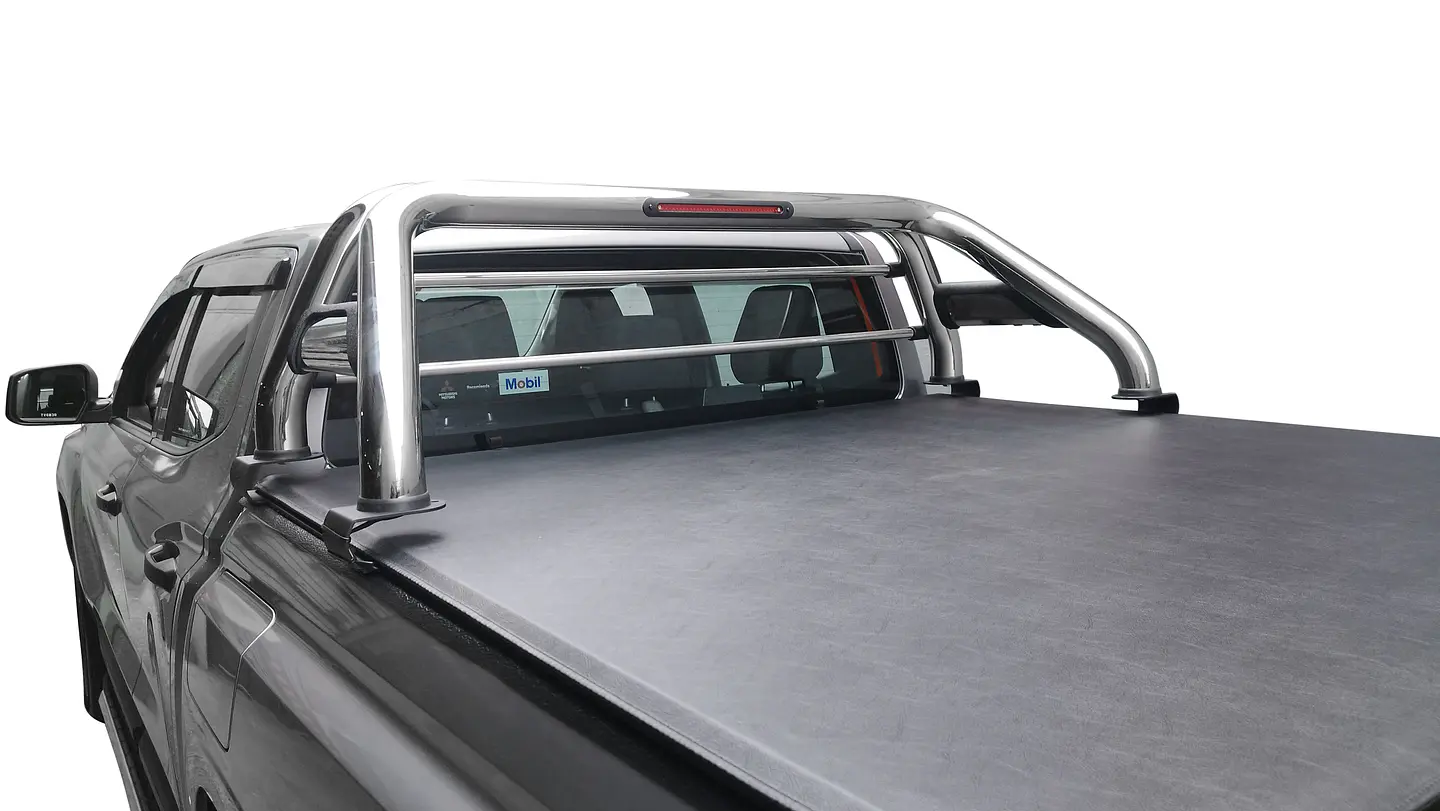 Barra Antivuelco Acero Inoxidable Mitsubishi L200 2024+ | Luz de Freno y Base para Lona | Kangaroo Chile 6