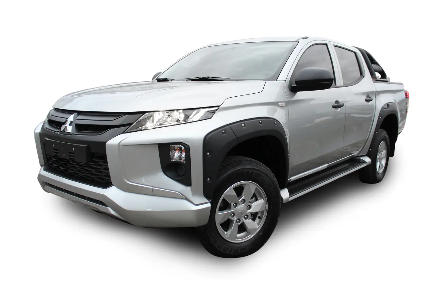 Extensiones de Tapabarro Mitsubishi L200 2019–2023 | ABS Negro Estilo Militar con Kit de Instalación 7