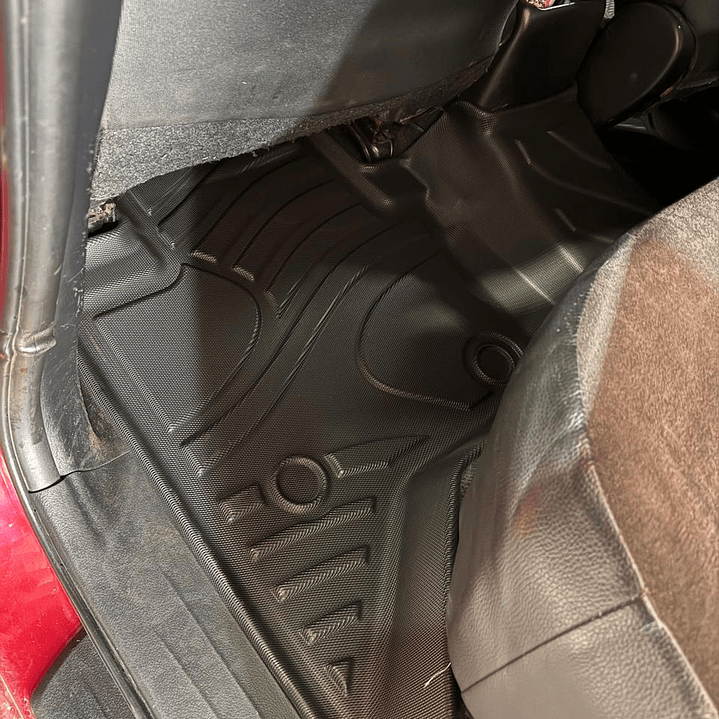 Piso de Calce Perfecto Nissan Navara NP300 2021–2024 9