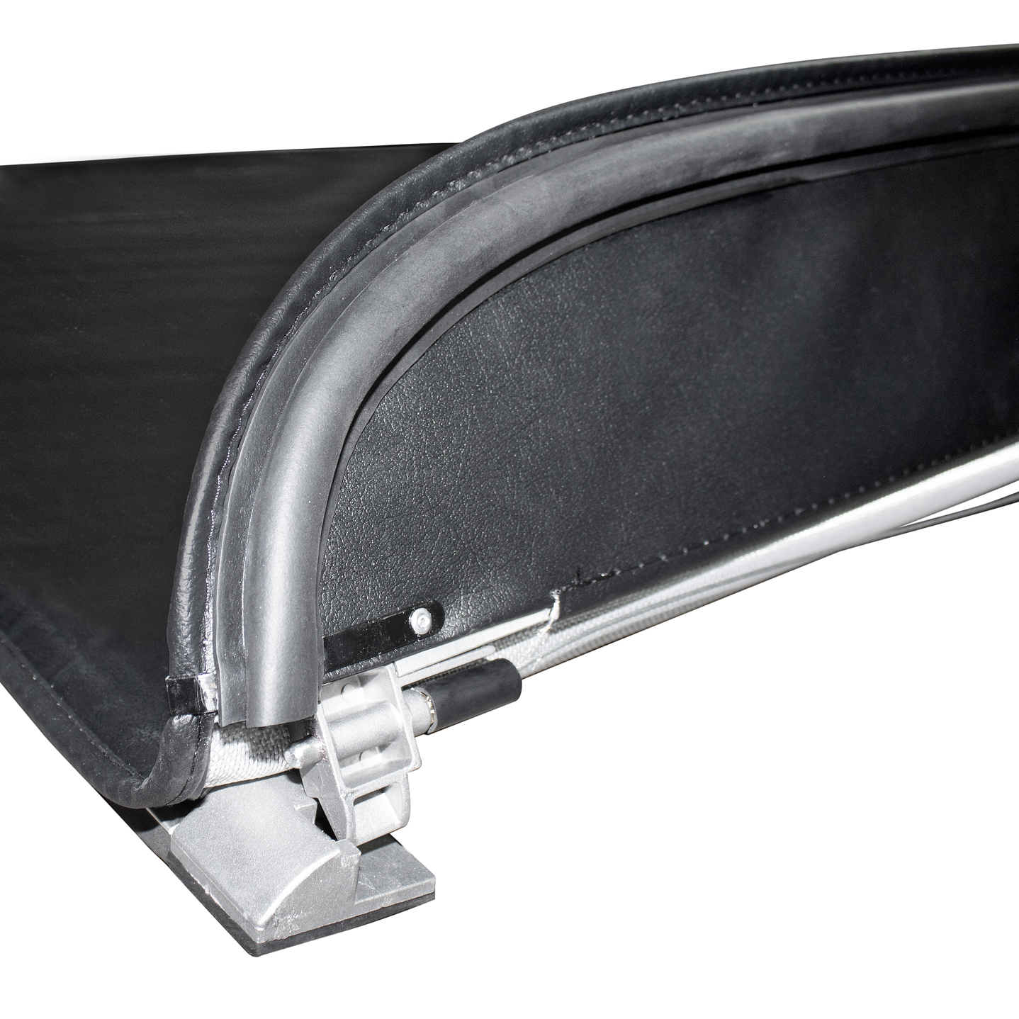 Lona Marítima Tapacarga Ssangyong Musso Grand 2019-2025 7