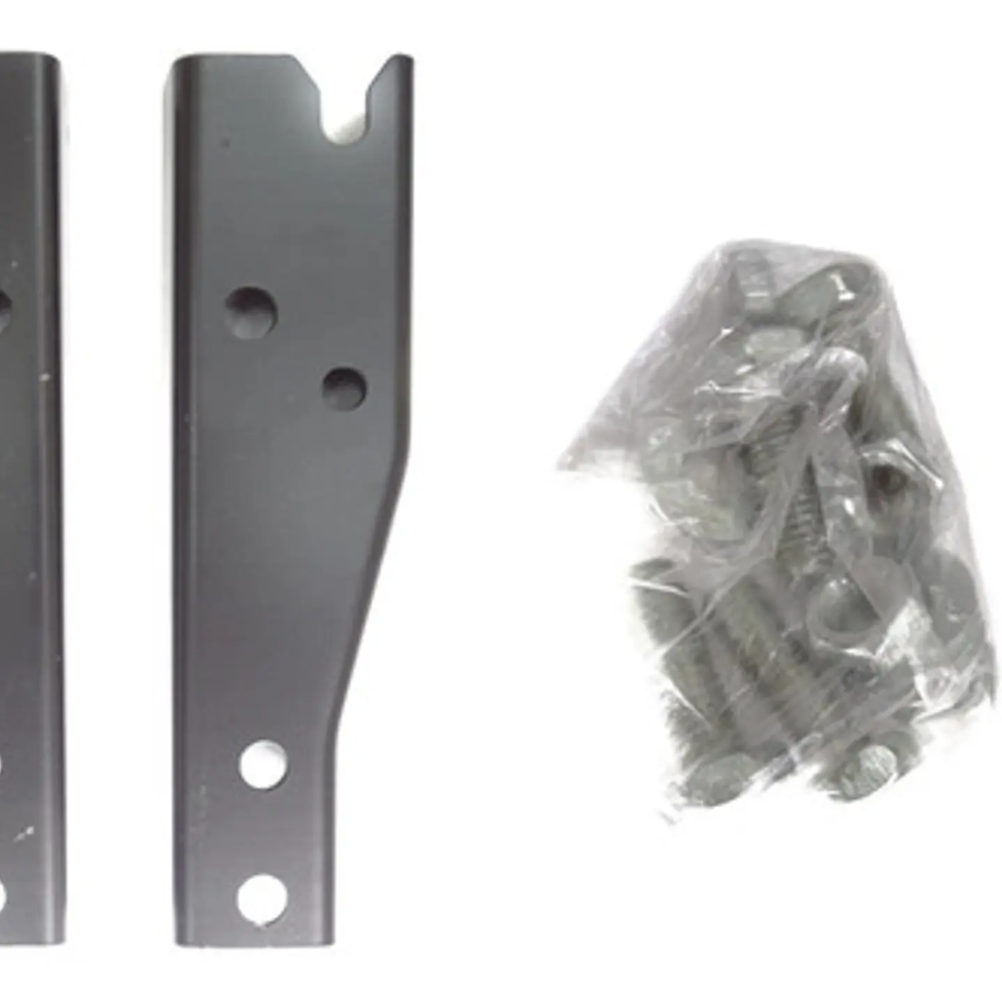 Parachoque Metálico Cromado para Nissan NP300 2016-2021 – Alta Resistencia y Calidad Garantizada 4