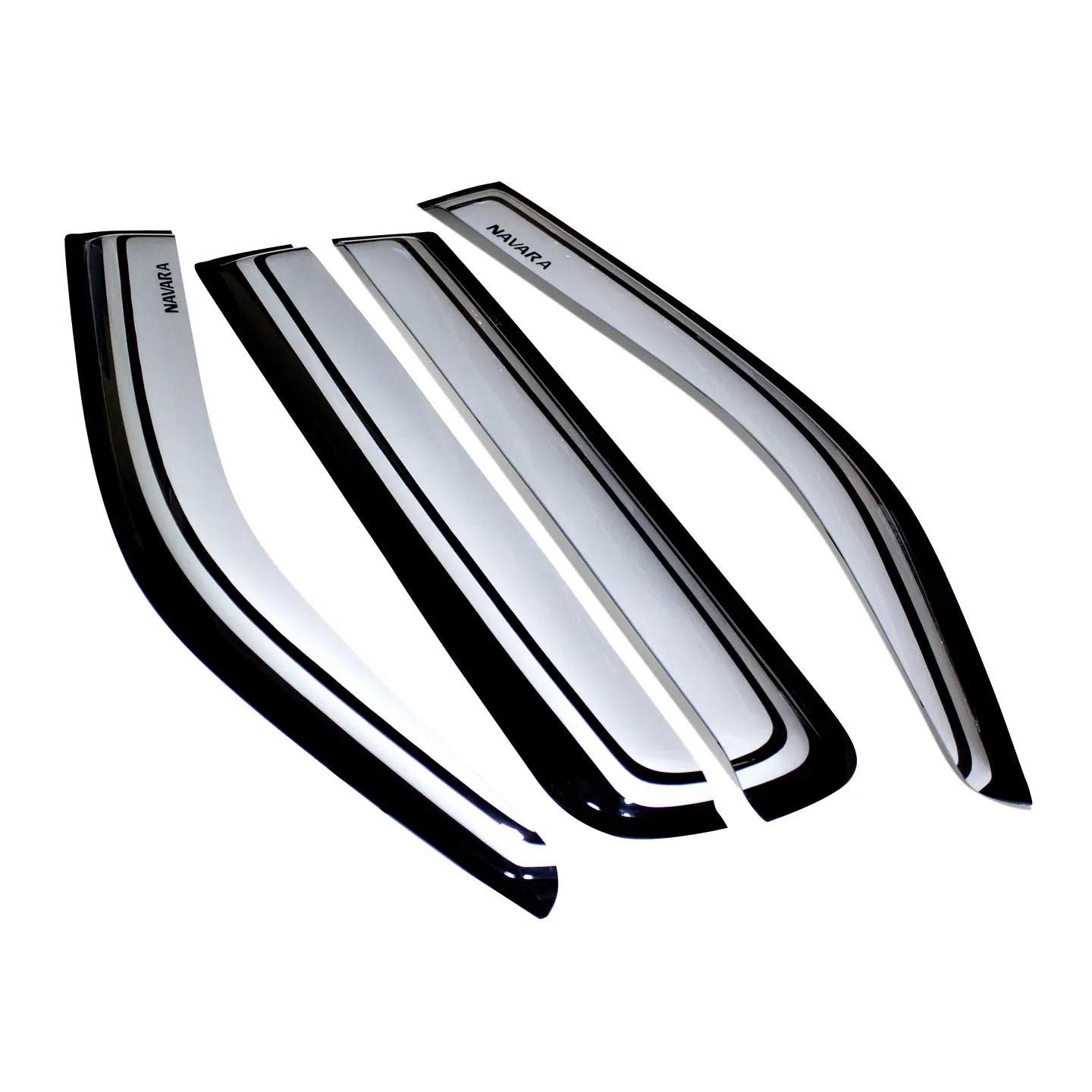 Set de Aletas Bota Agua Bicolor Nissan Navara 2006-2015 con logos | Kangaroo Chile 2