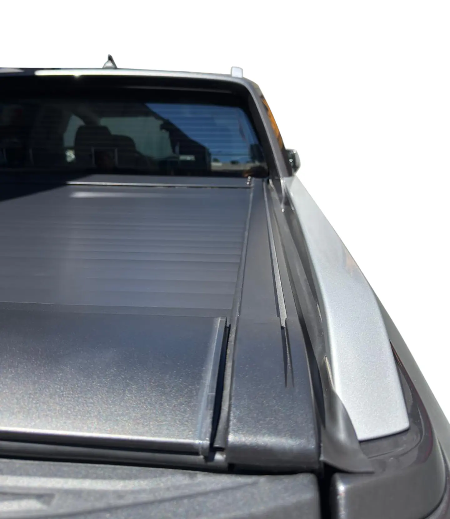 Tapa Retráctil Manual para Camionetas Pick Up Ford Ranger Limited 2024+ | Alta Resistencia, Seguridad y Diseño Premium – Kangaroo Chile 7