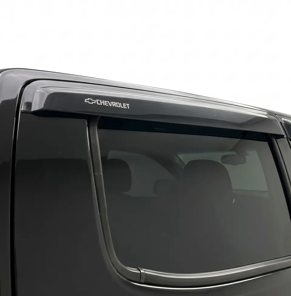 Aletas Bota Agua Chevrolet Colorado 2020+ ABS Negro – Instalación fácil con cinta 3M 4