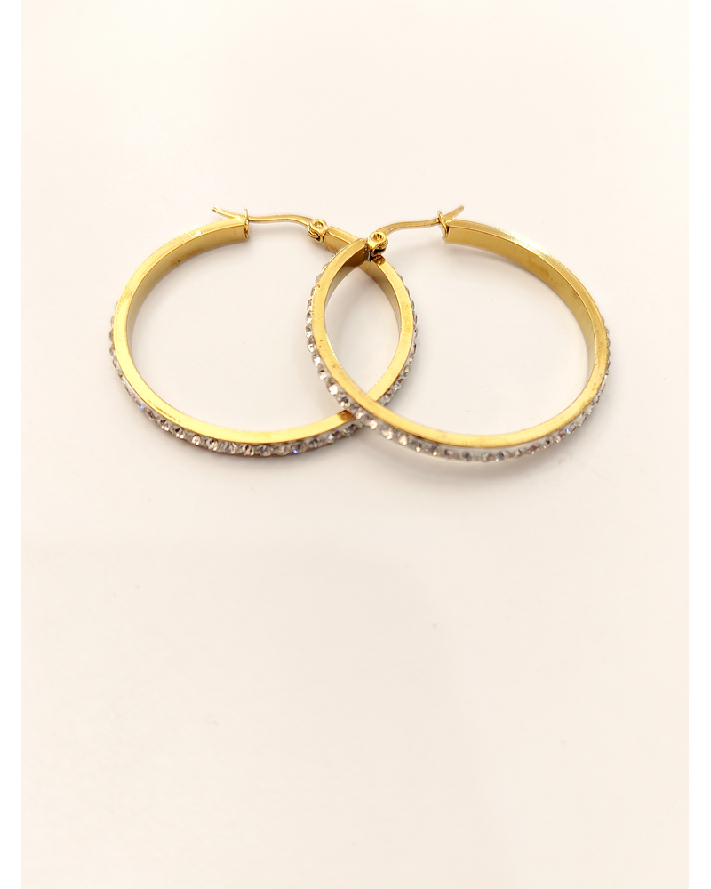 Argolla con cristales de colores en dorado grande 