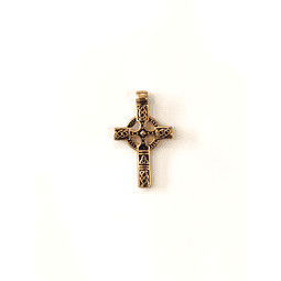 Colgante dorado de cruz templaria 