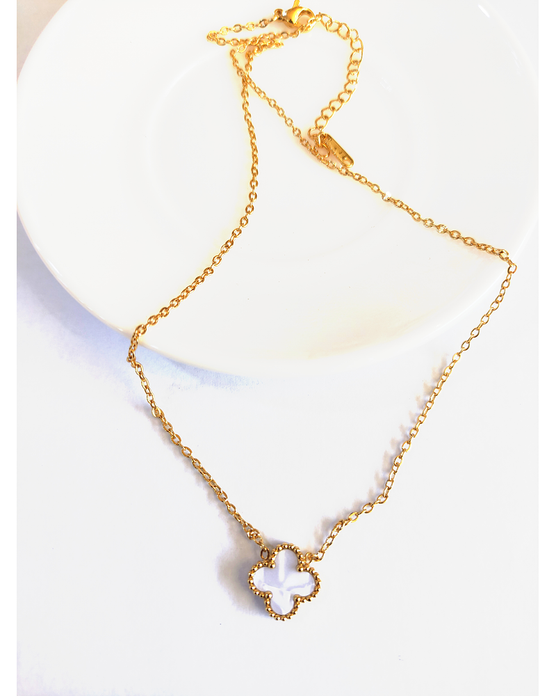 Collar estilo Trébol 