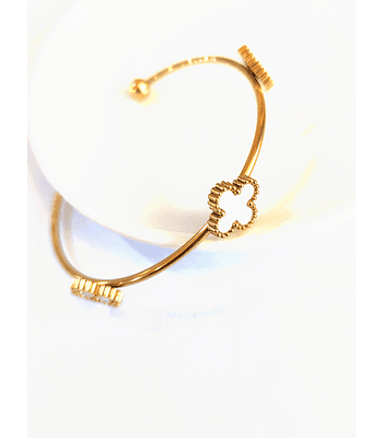 Brazalete de trébol 
