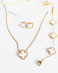Conjunto de aros, collar y pulsera de Trébol