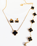 Conjunto de aros, collar y pulsera de Trébol